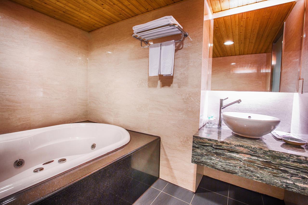 Cai She Hotel Tchaj-pej Exteriér fotografie