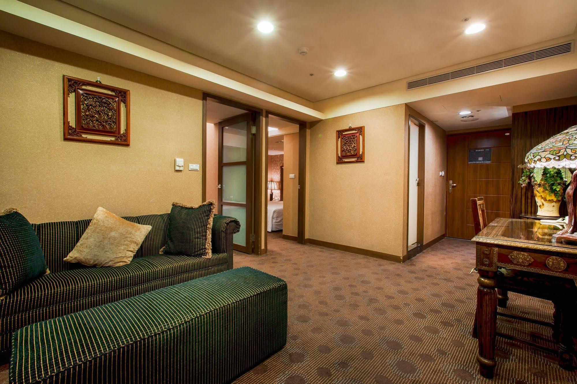 Cai She Hotel Tchaj-pej Exteriér fotografie