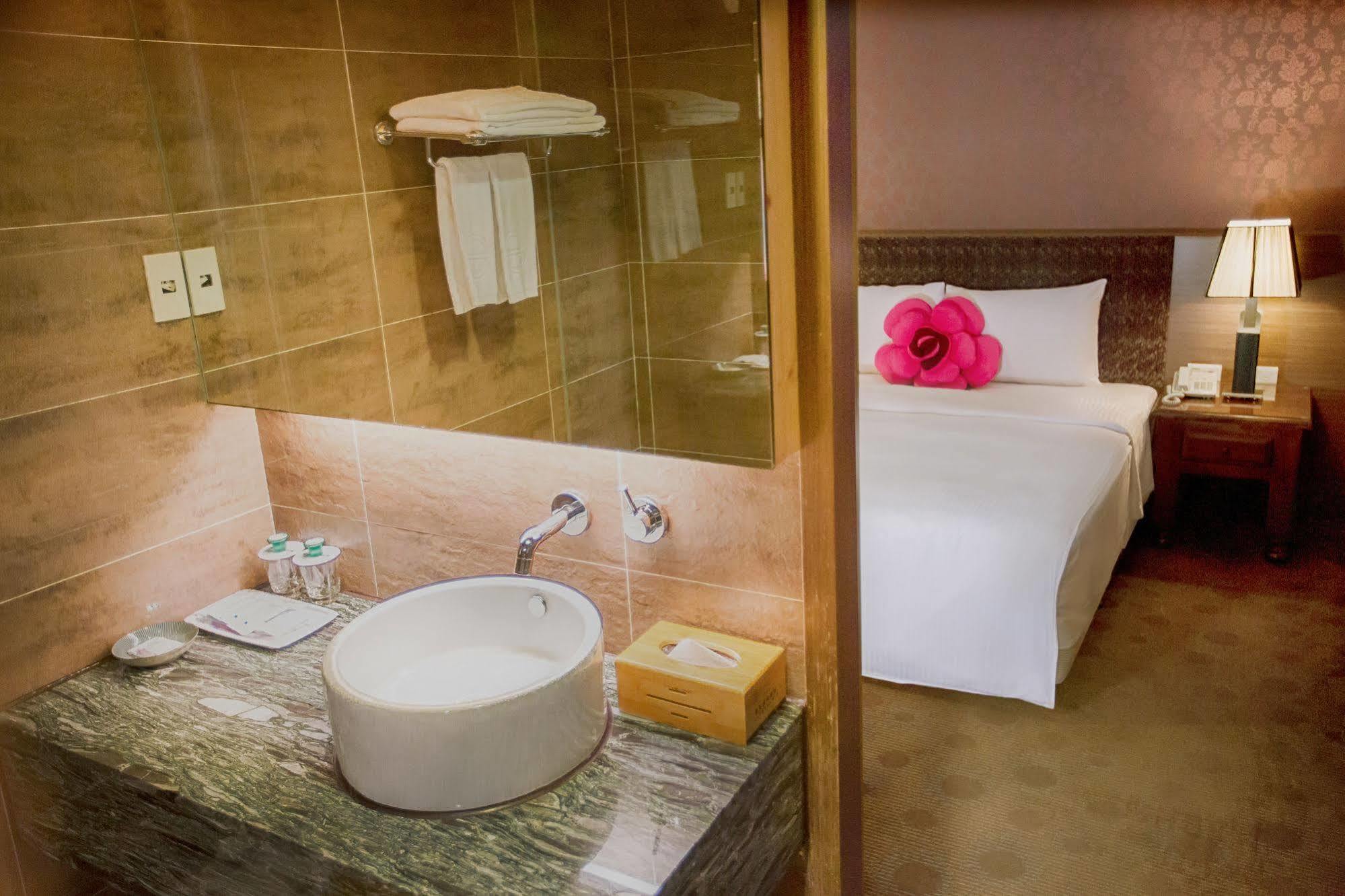 Cai She Hotel Tchaj-pej Exteriér fotografie